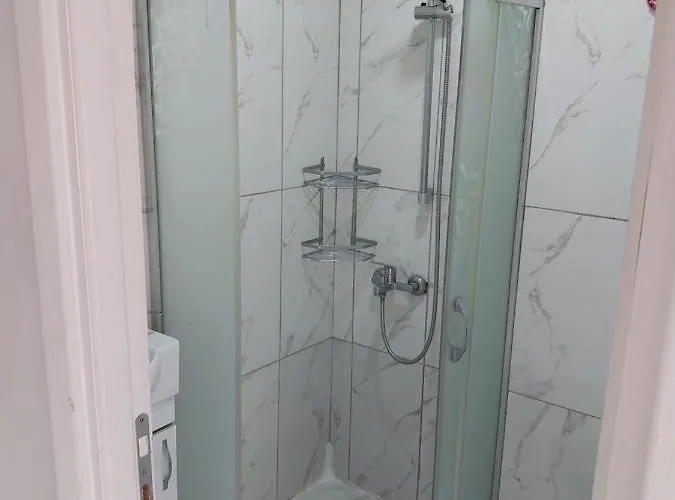 Artemis Apart&otel * 伯萨