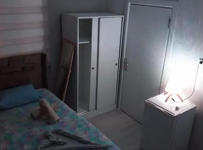 Artemis Apart&otel 公寓